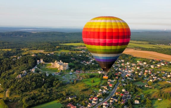 lot balonem jura ogrodzieniec ojcow